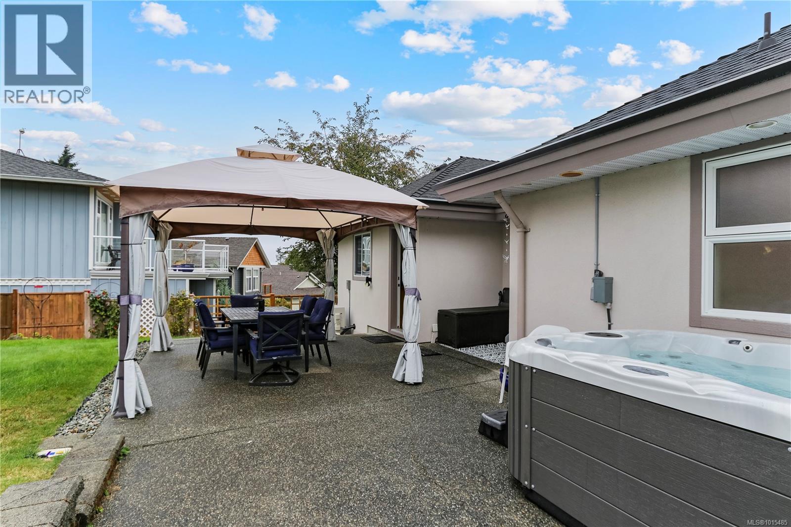 5671 Muggies Way, Nanaimo