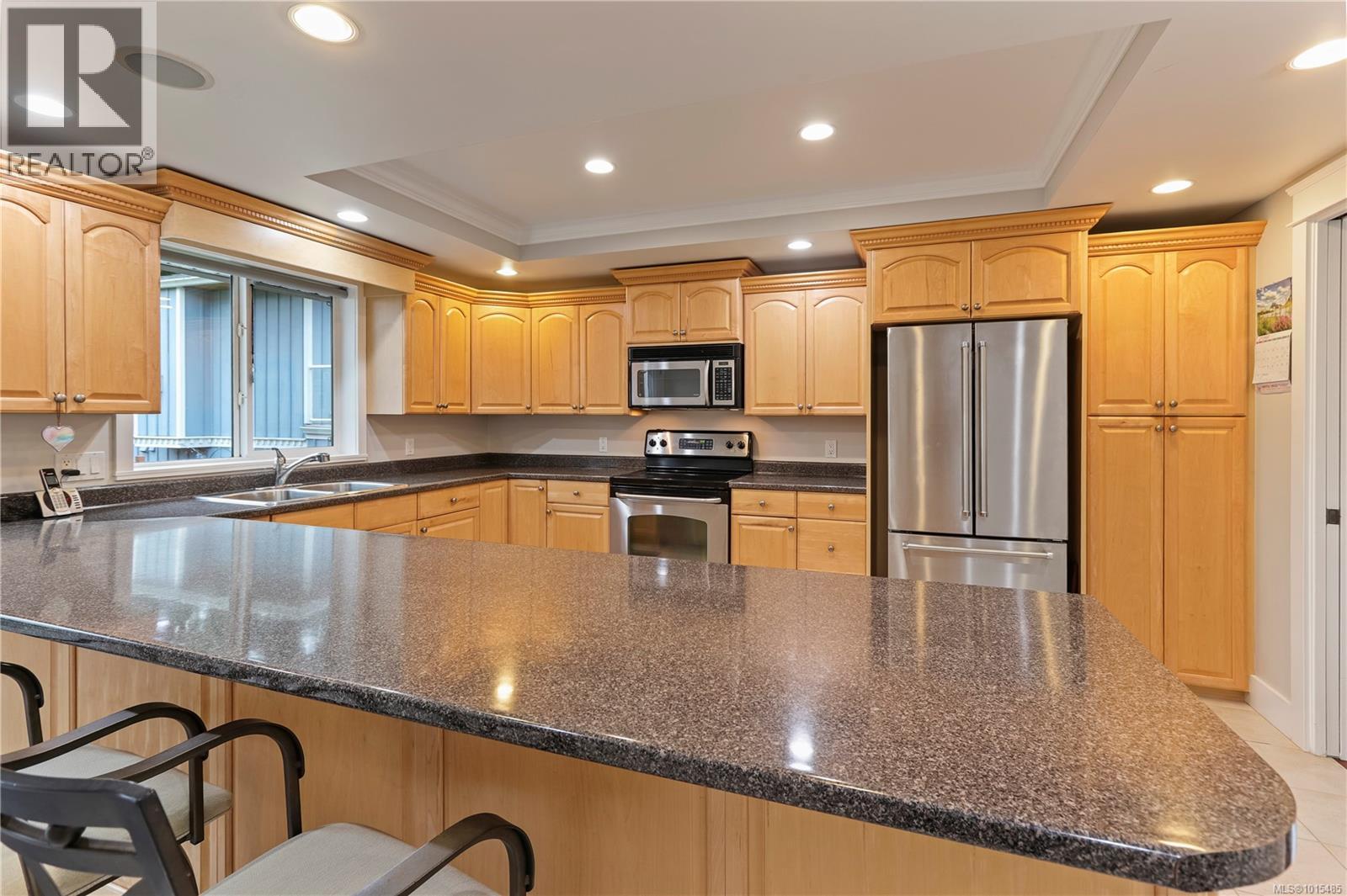 5671 Muggies Way, Nanaimo