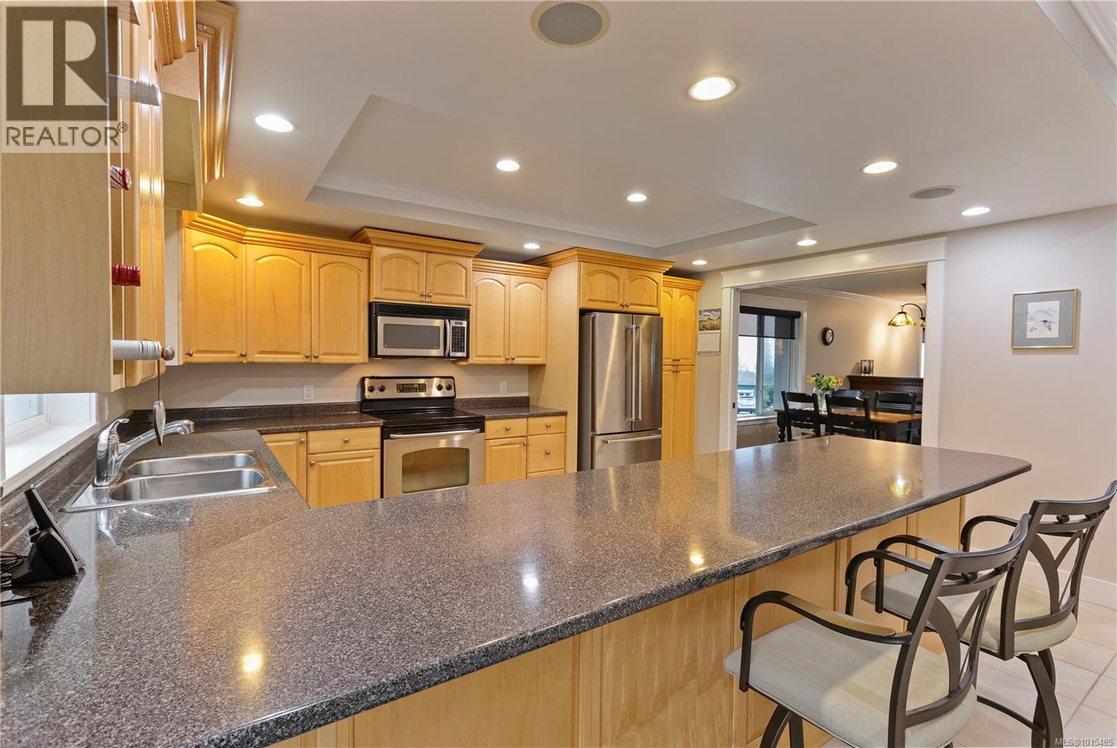 5671 Muggies Way, Nanaimo