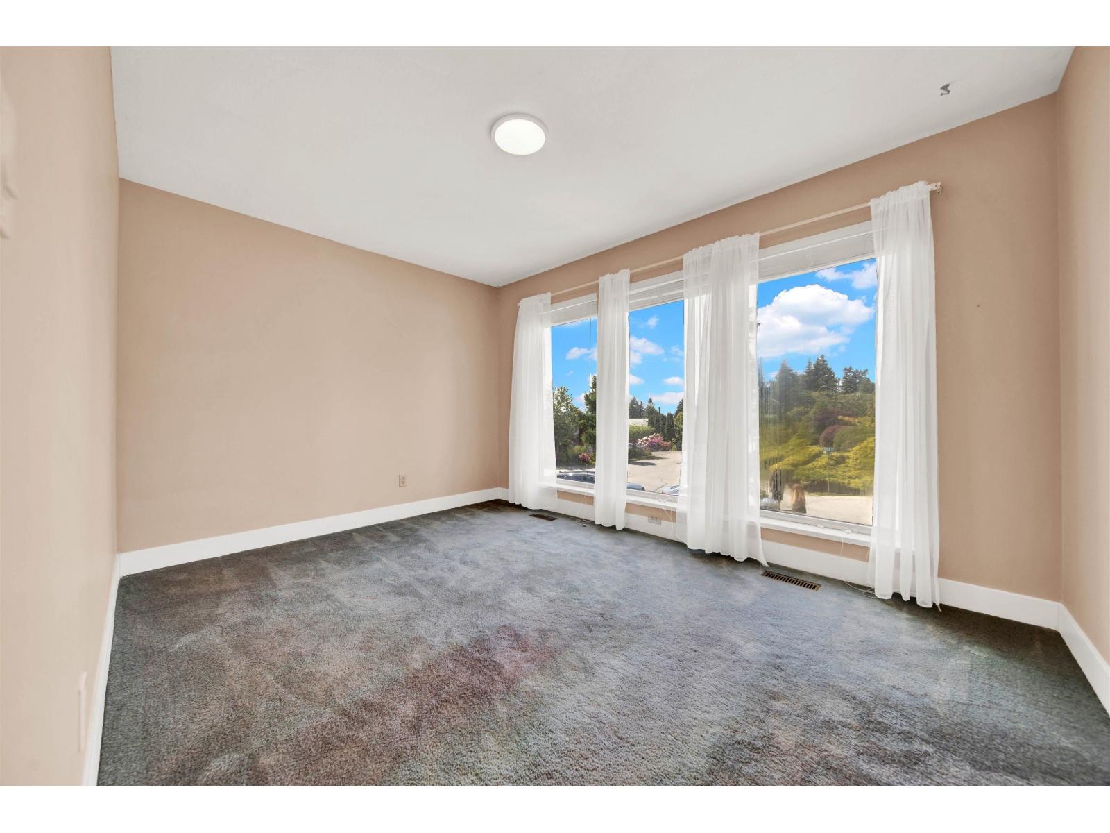 1414 132B STREET, White Rock