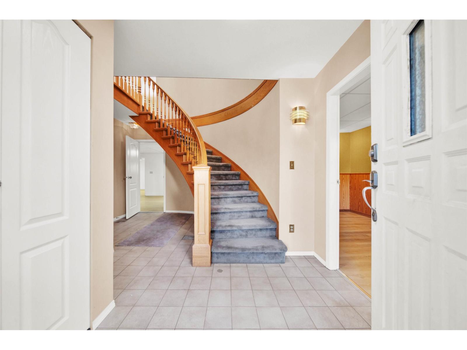 1414 132B STREET, White Rock