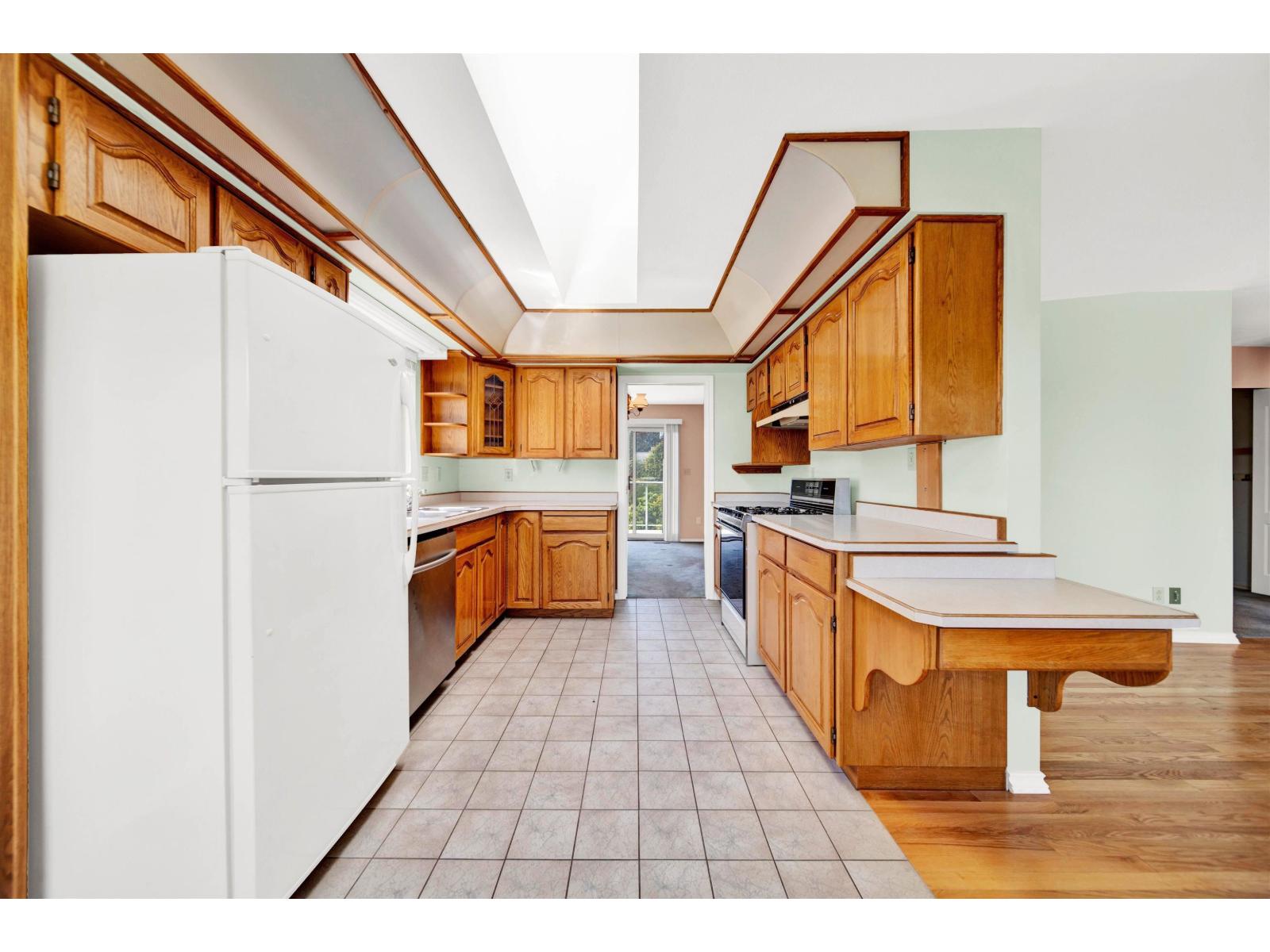 1414 132B STREET, White Rock