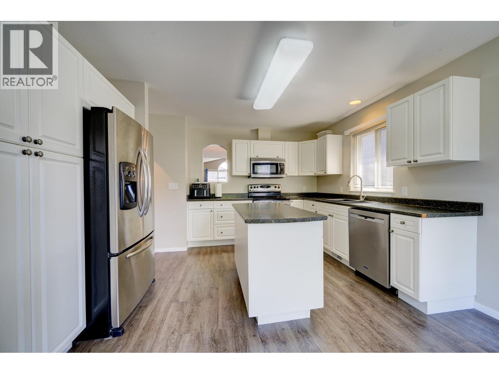 2217 Turnberry Place, Kamloops