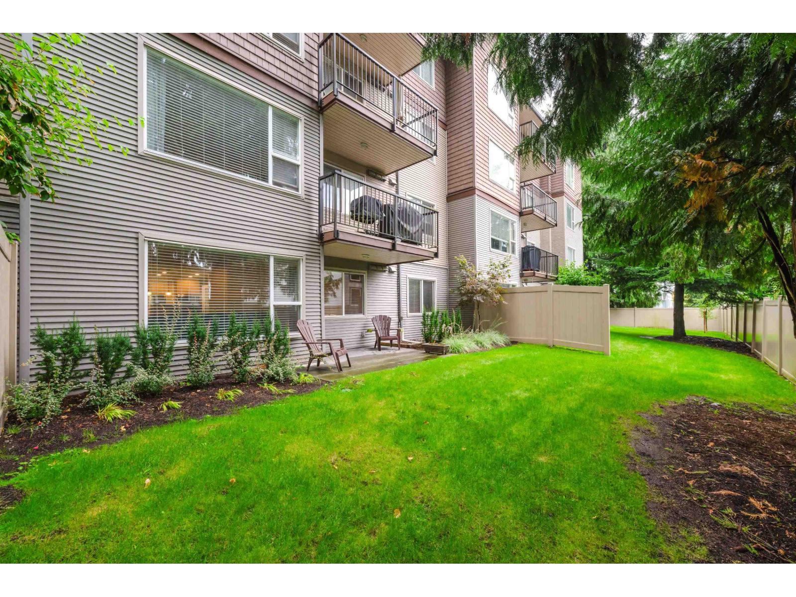 111 2581 LANGDON STREET, Abbotsford