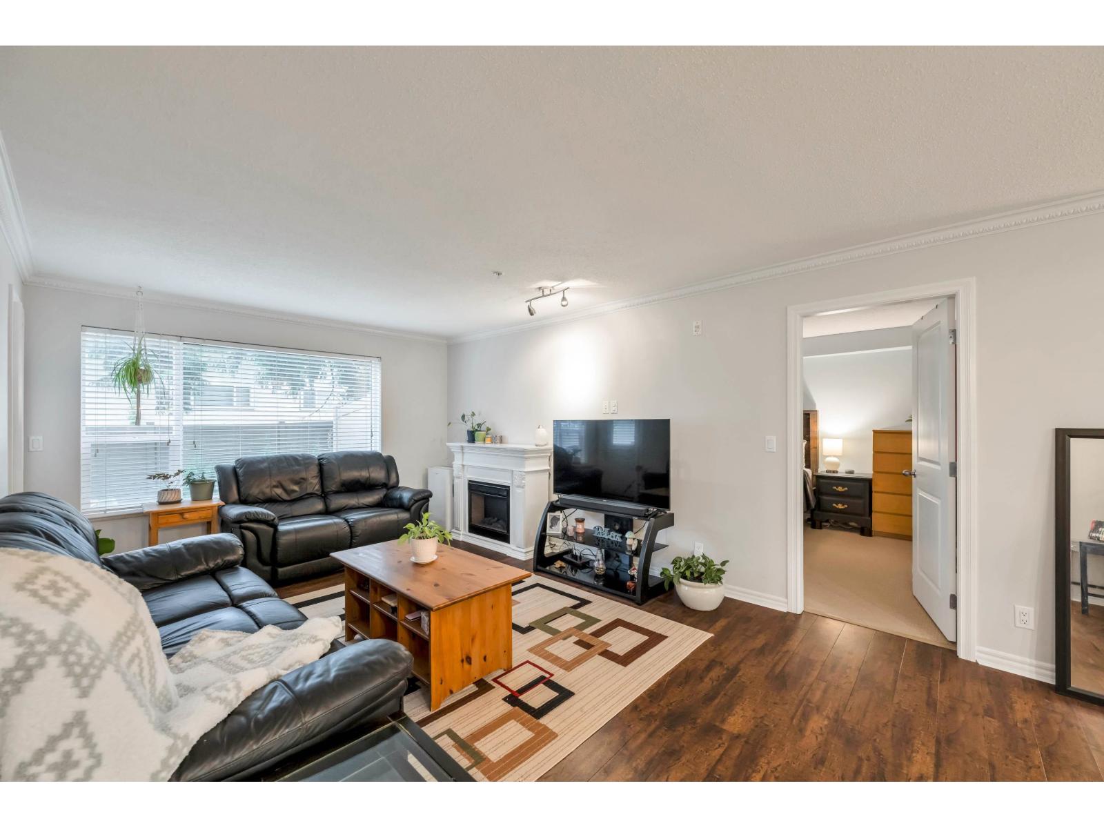 111 2581 LANGDON STREET, Abbotsford