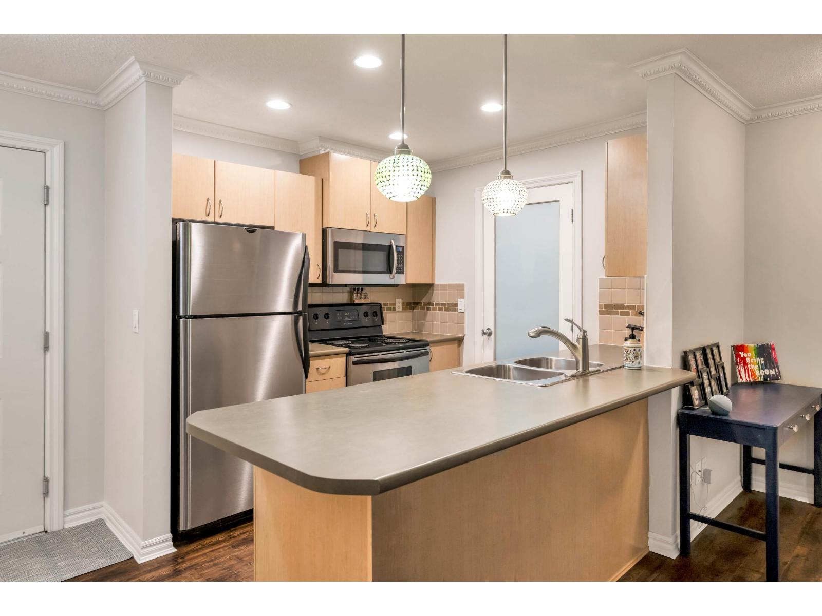 111 2581 LANGDON STREET, Abbotsford