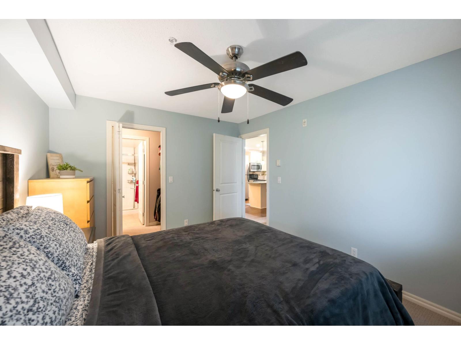 111 2581 LANGDON STREET, Abbotsford