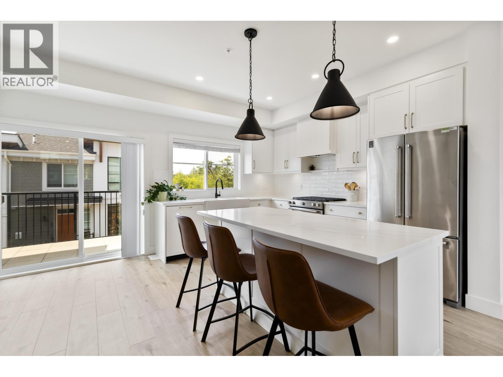 22 23183 136 AVENUE, Maple Ridge