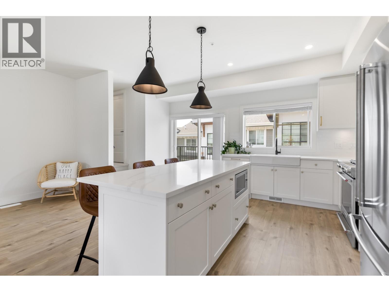 22 23183 136 AVENUE, Maple Ridge