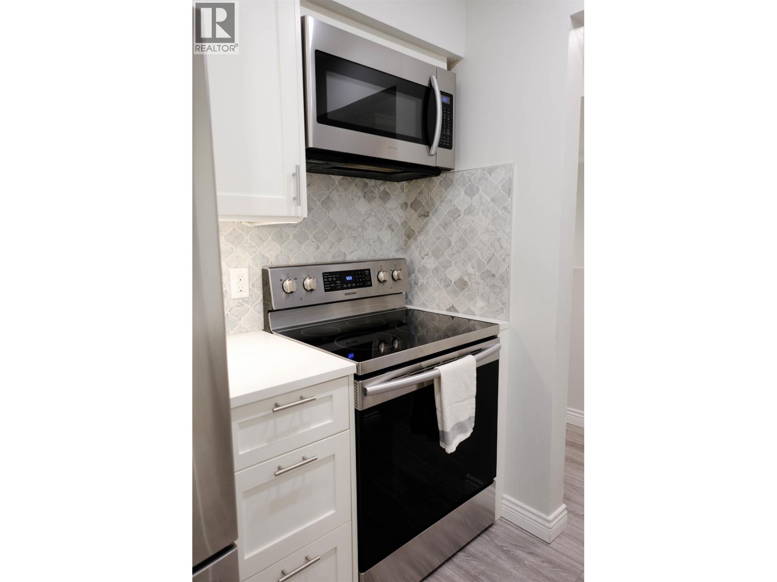 19 365 GINGER DRIVE, New Westminster