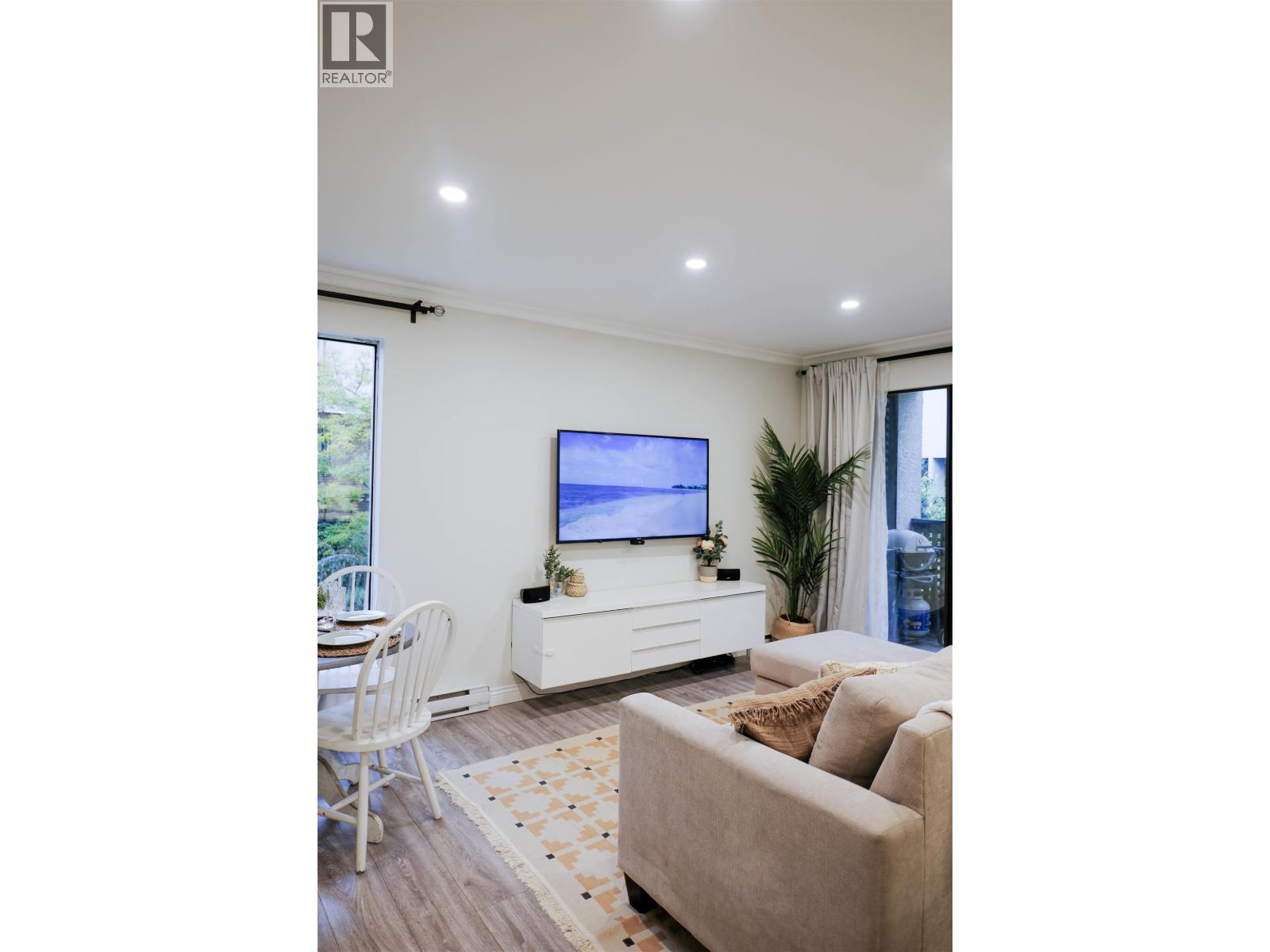 19 365 GINGER DRIVE, New Westminster