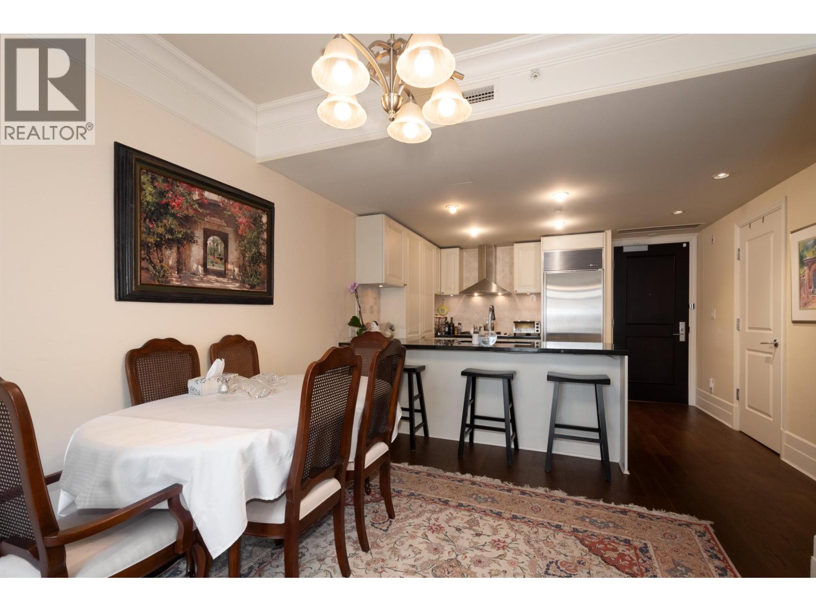 300 533 WATERS EDGE CRESCENT, West Vancouver