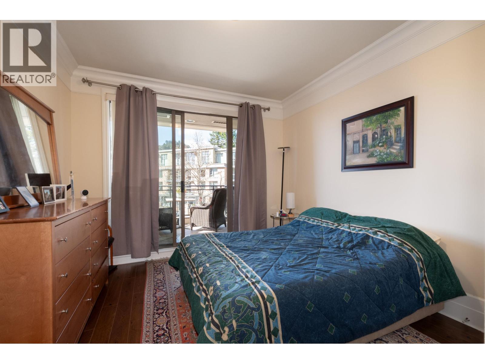 300 533 WATERS EDGE CRESCENT, West Vancouver