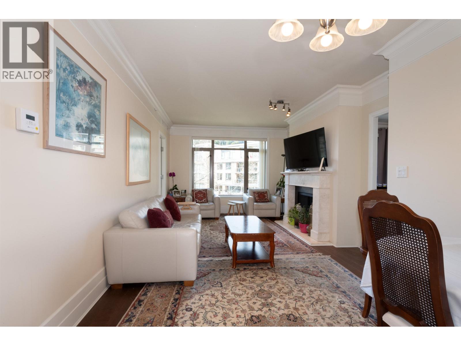 300 533 WATERS EDGE CRESCENT, West Vancouver