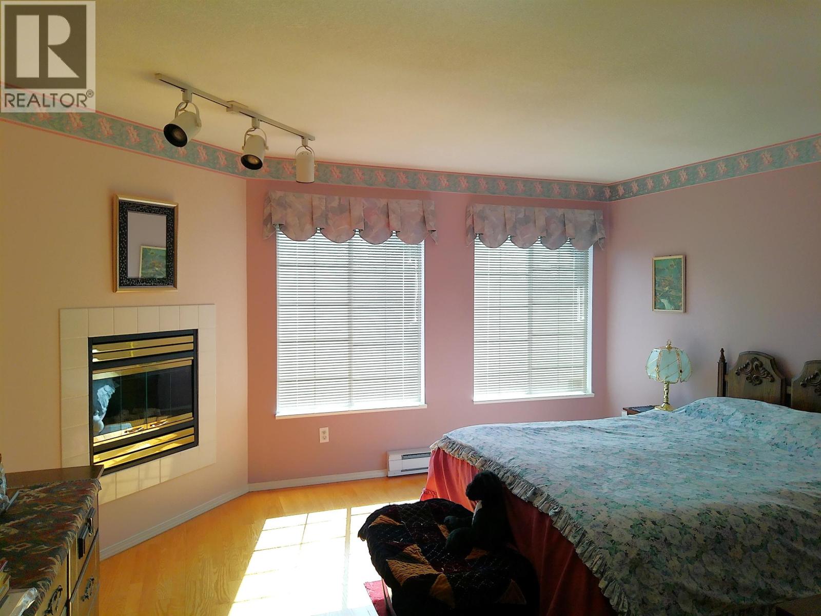 38 11502 BURNETT STREET, Maple Ridge