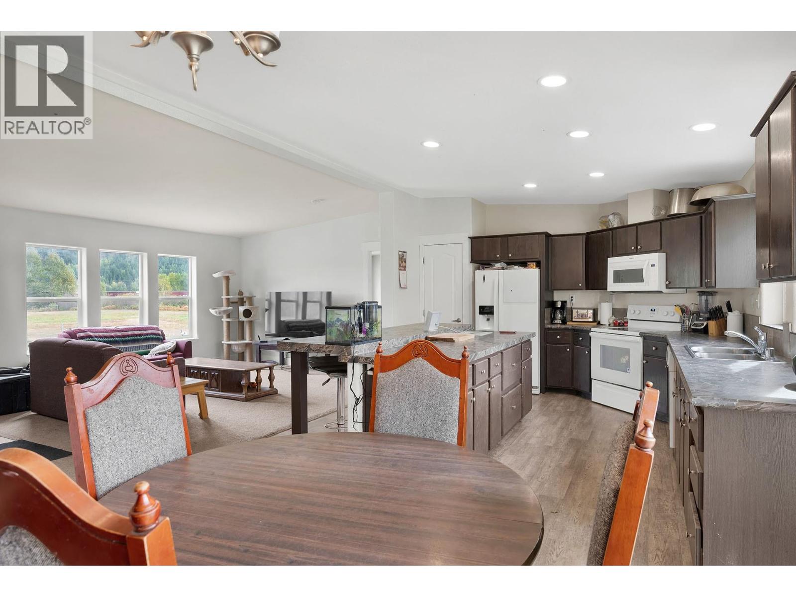  2804 Auldgirth Road, Clearwater