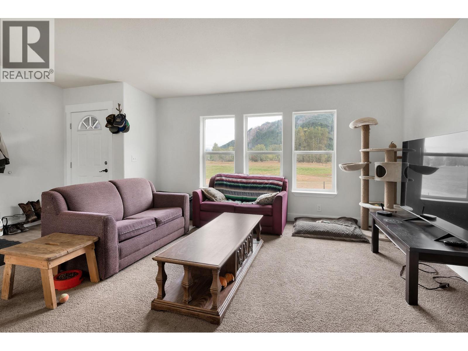  2804 Auldgirth Road, Clearwater