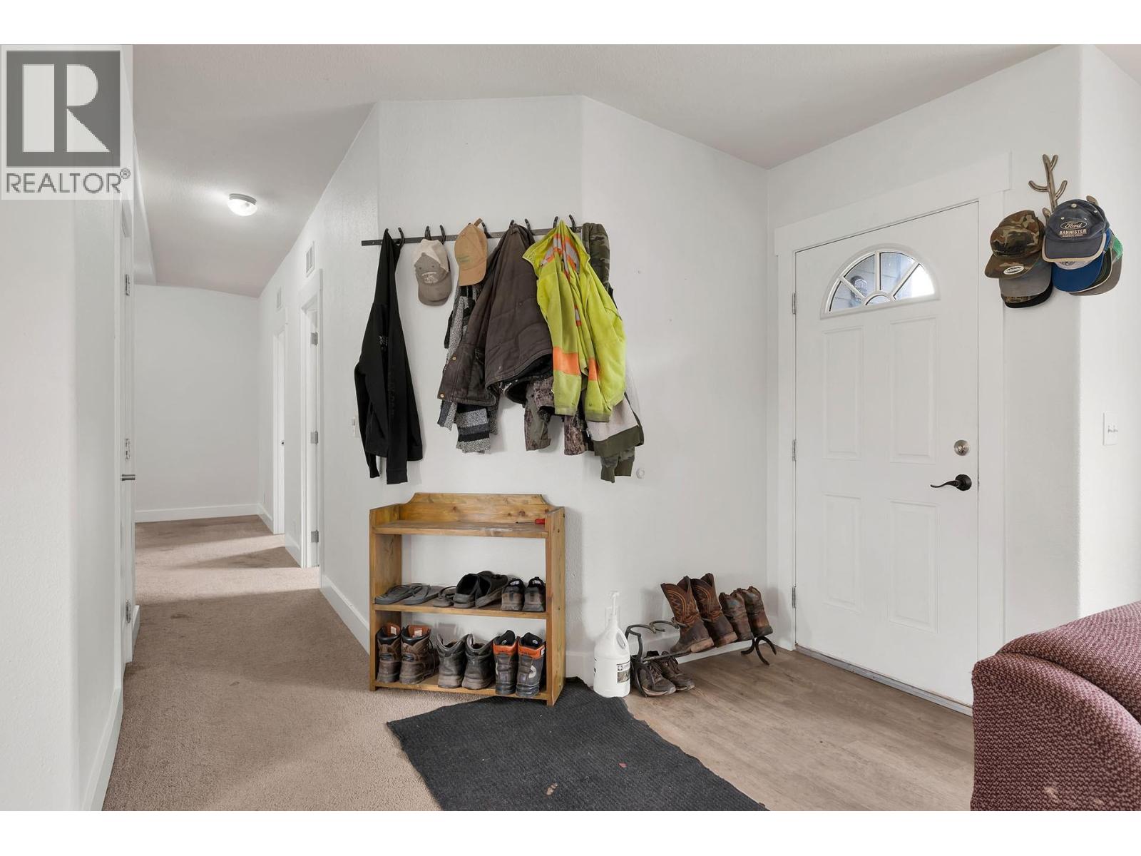  2804 Auldgirth Road, Clearwater