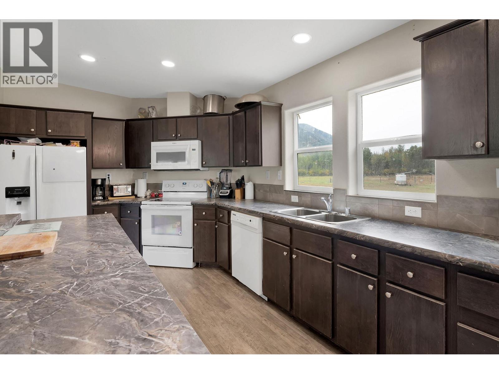  2804 Auldgirth Road, Clearwater