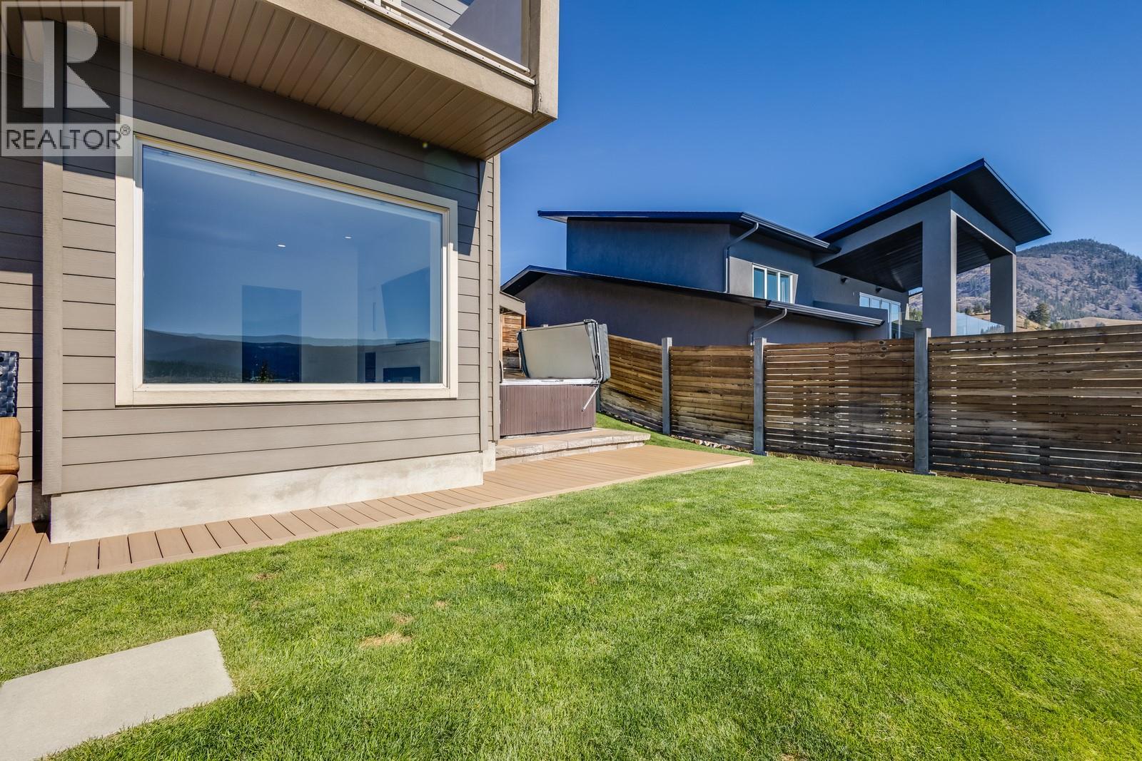  1040 Henderson Drive, Kelowna