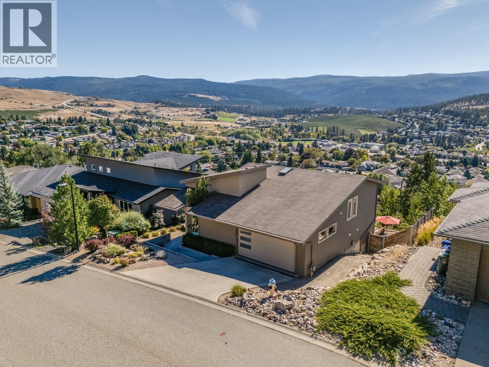  1040 Henderson Drive, Kelowna