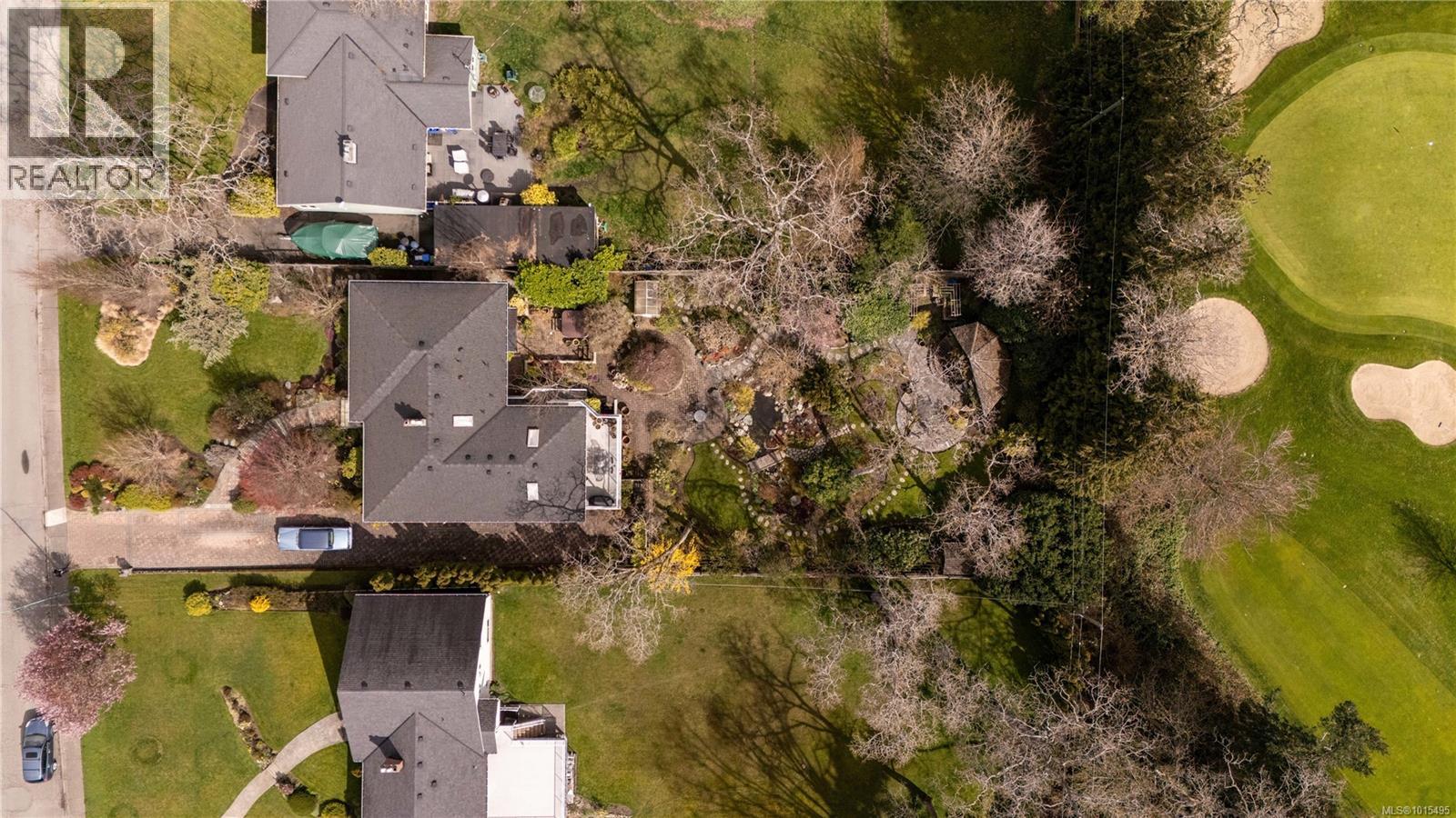  3331 Woodburn Avenue, Oak Bay