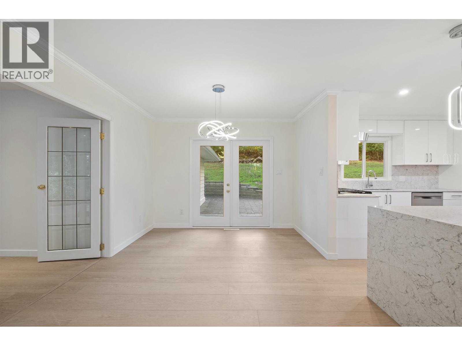 441 SOUTHBOROUGH DRIVE, West Vancouver