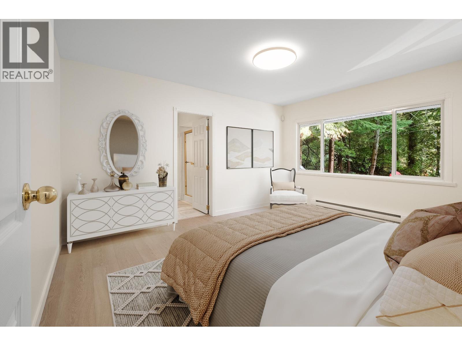 441 SOUTHBOROUGH DRIVE, West Vancouver