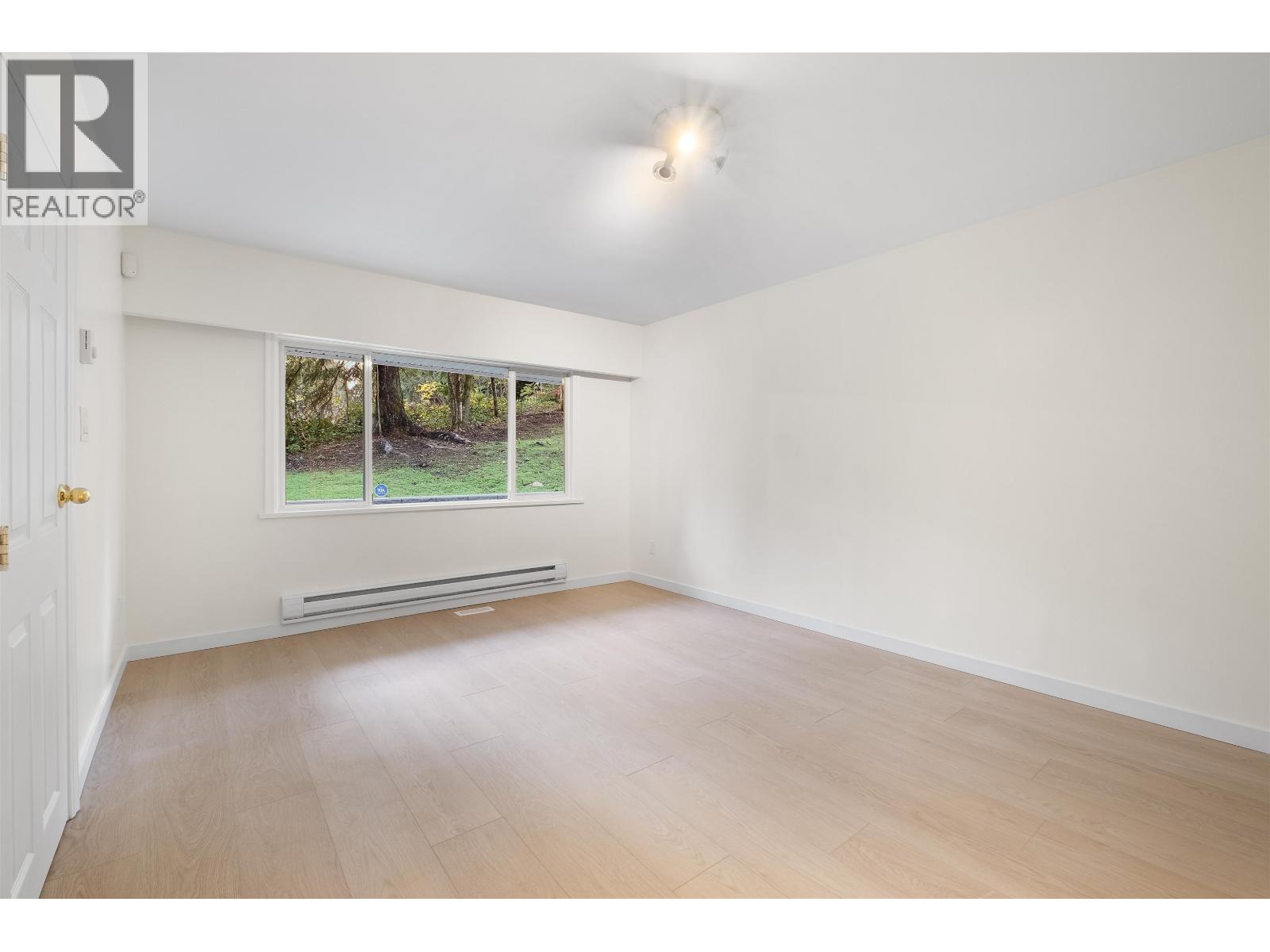 441 SOUTHBOROUGH DRIVE, West Vancouver