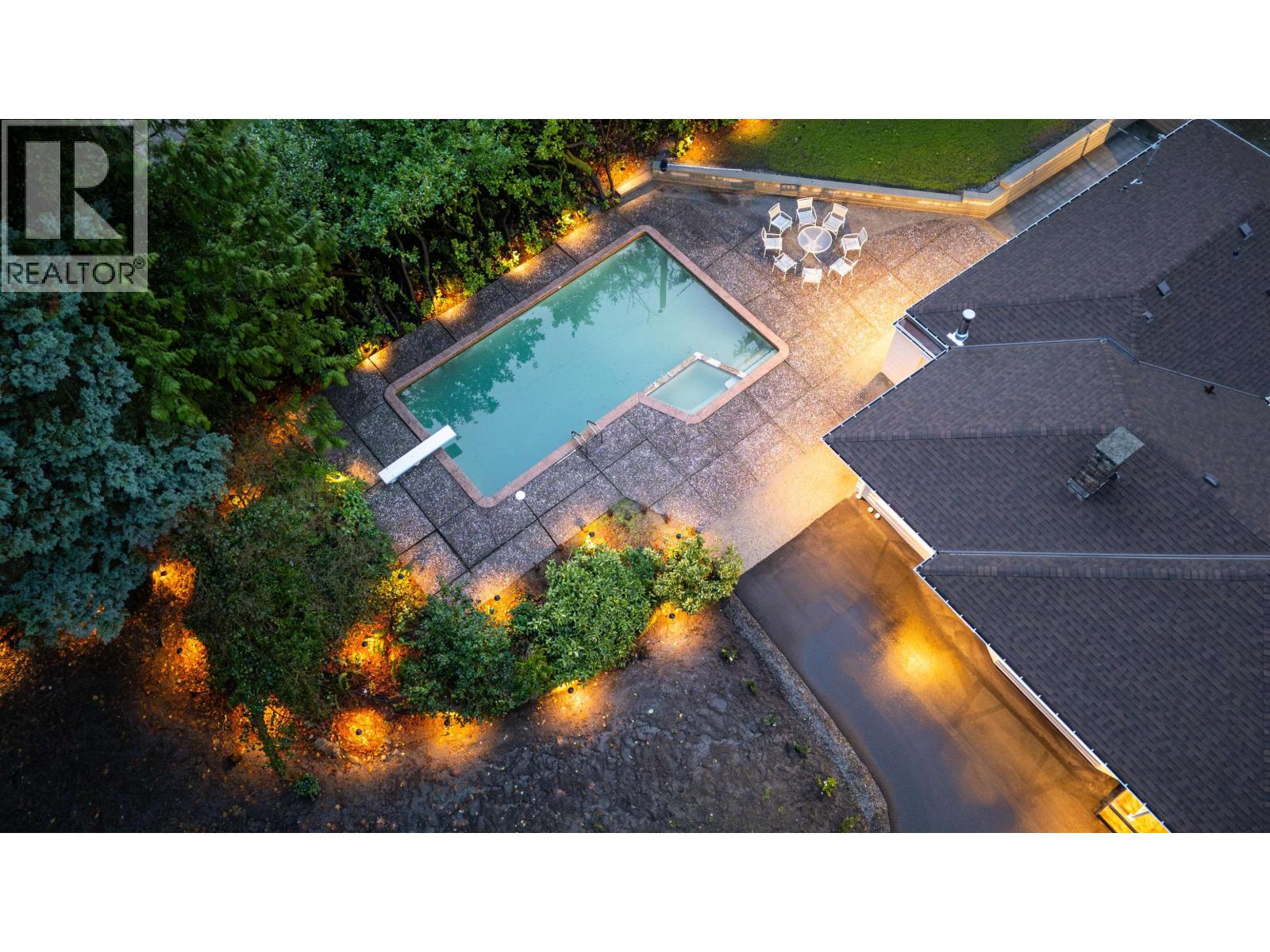 441 SOUTHBOROUGH DRIVE, West Vancouver