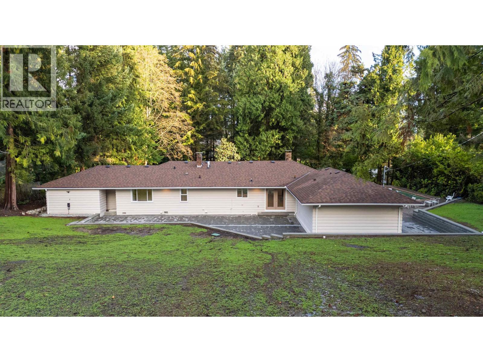 441 SOUTHBOROUGH DRIVE, West Vancouver