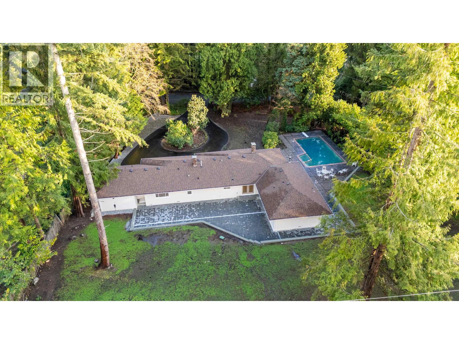 441 SOUTHBOROUGH DRIVE, West Vancouver