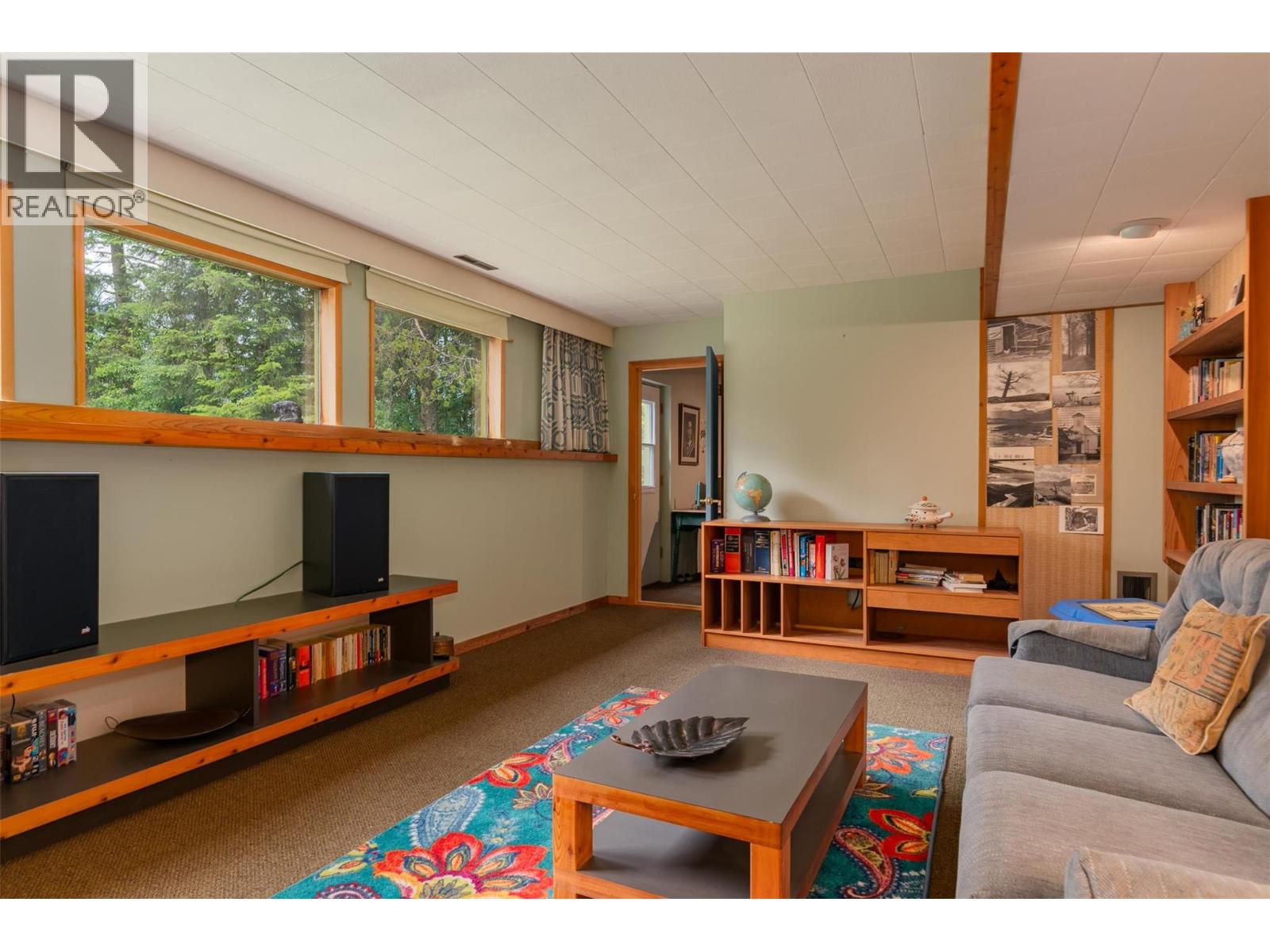 2083 Green Road, Fruitvale