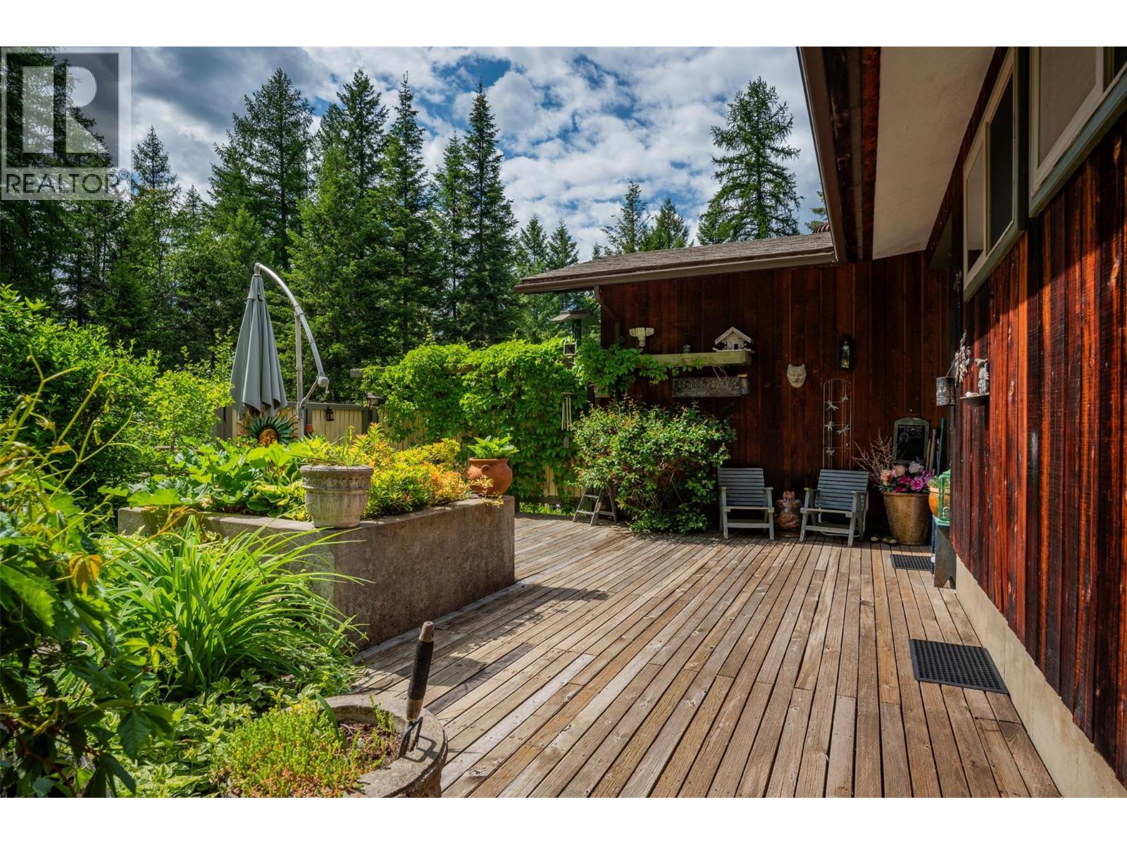 2083 Green Road, Fruitvale