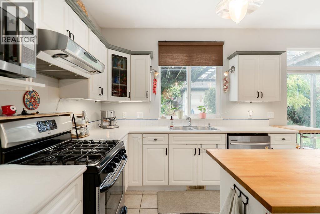 23801 KANAKA WAY, Maple Ridge