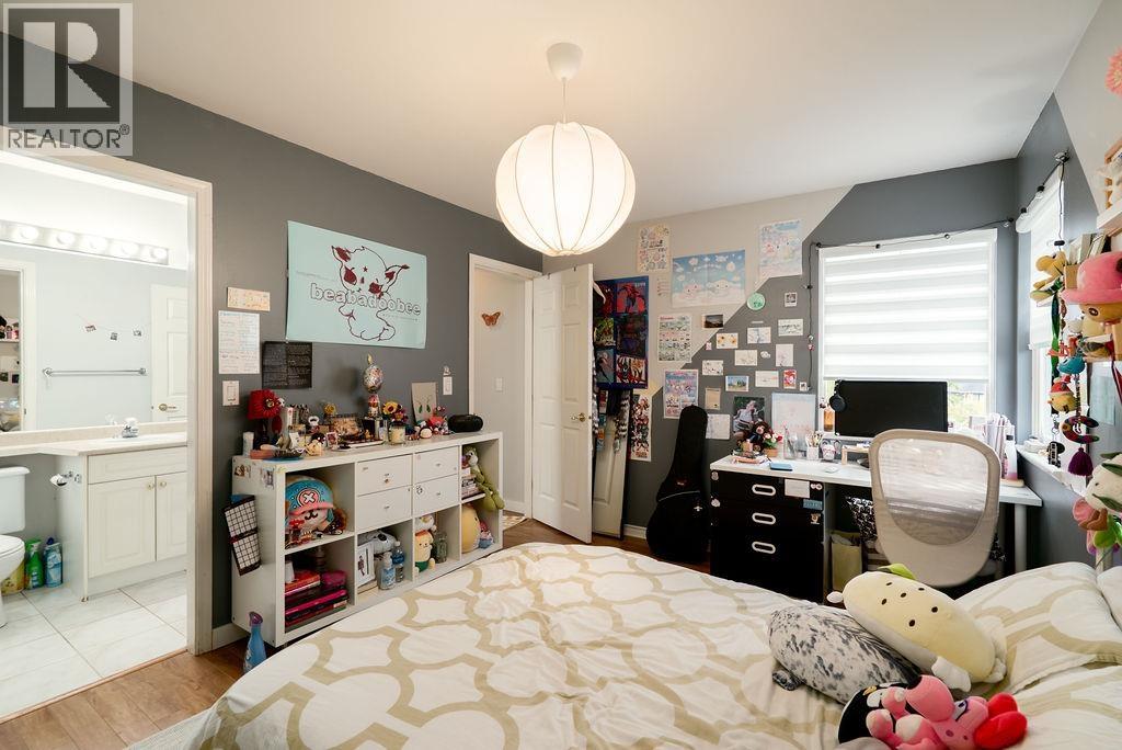 23801 KANAKA WAY, Maple Ridge