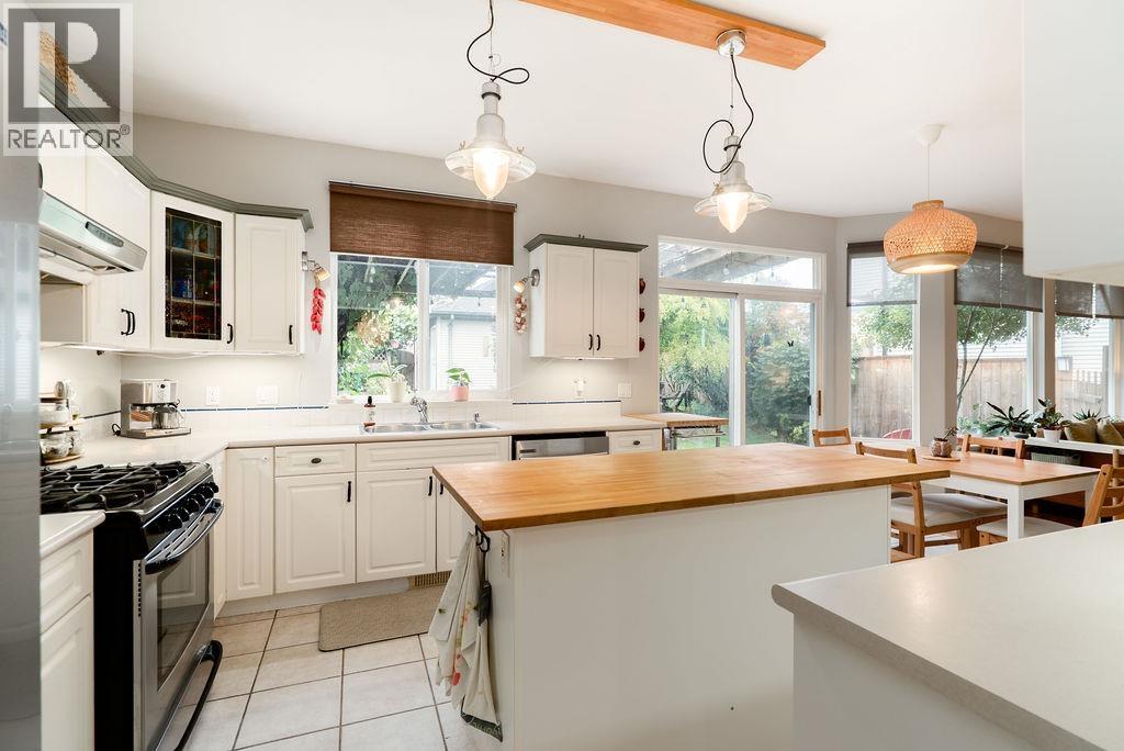 23801 KANAKA WAY, Maple Ridge