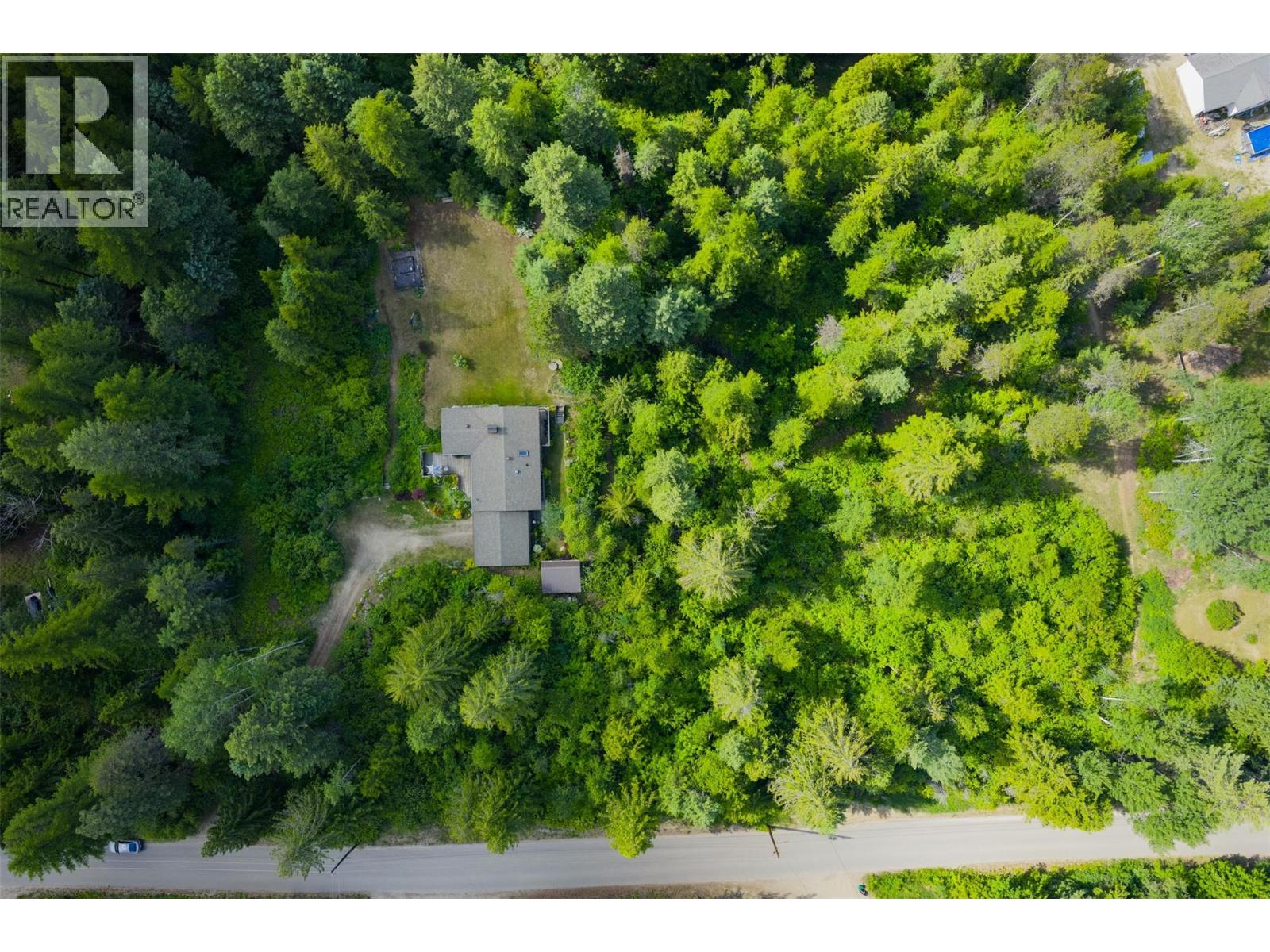 2083 Green Road, Fruitvale