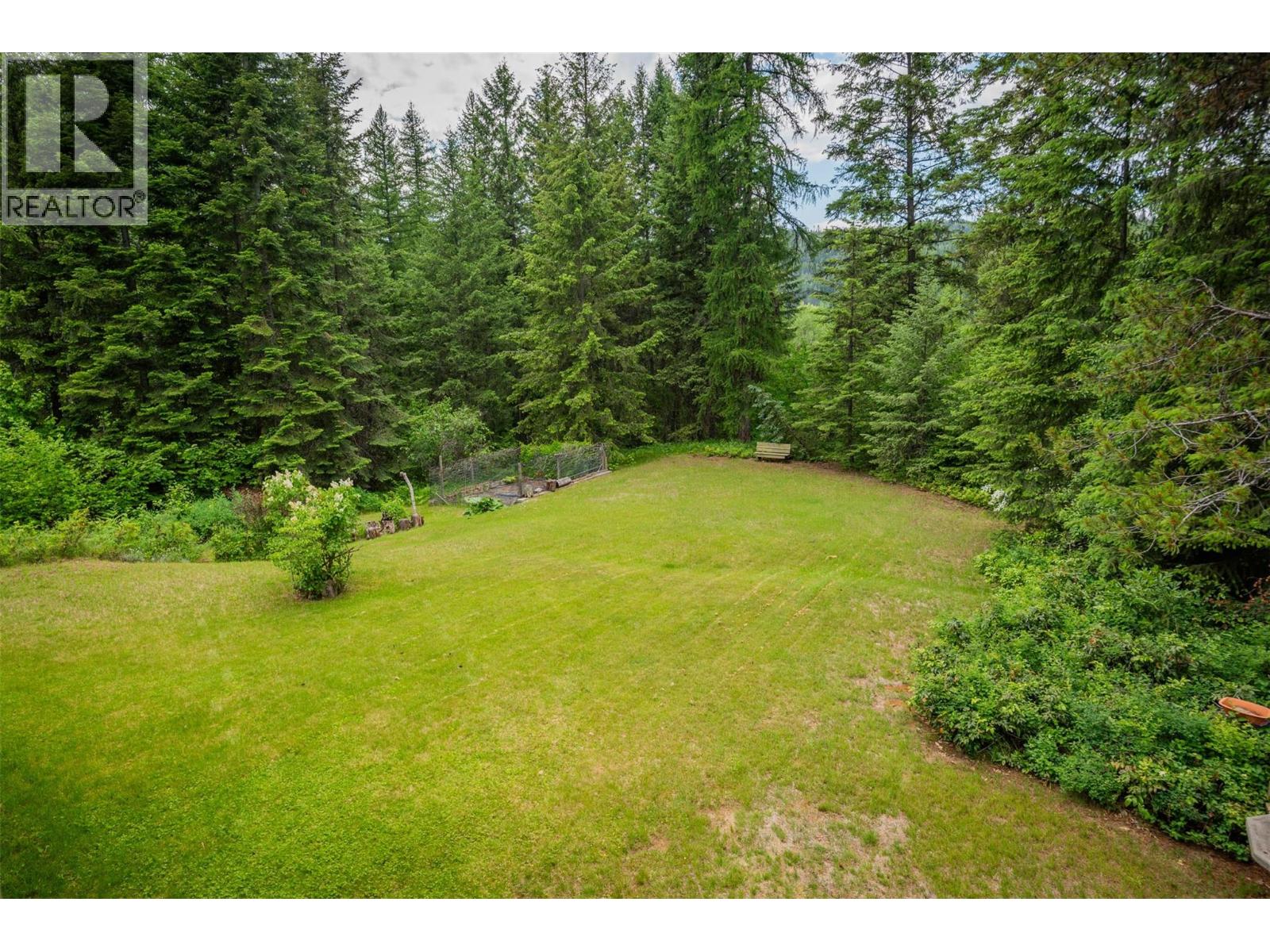 2083 Green Road, Fruitvale