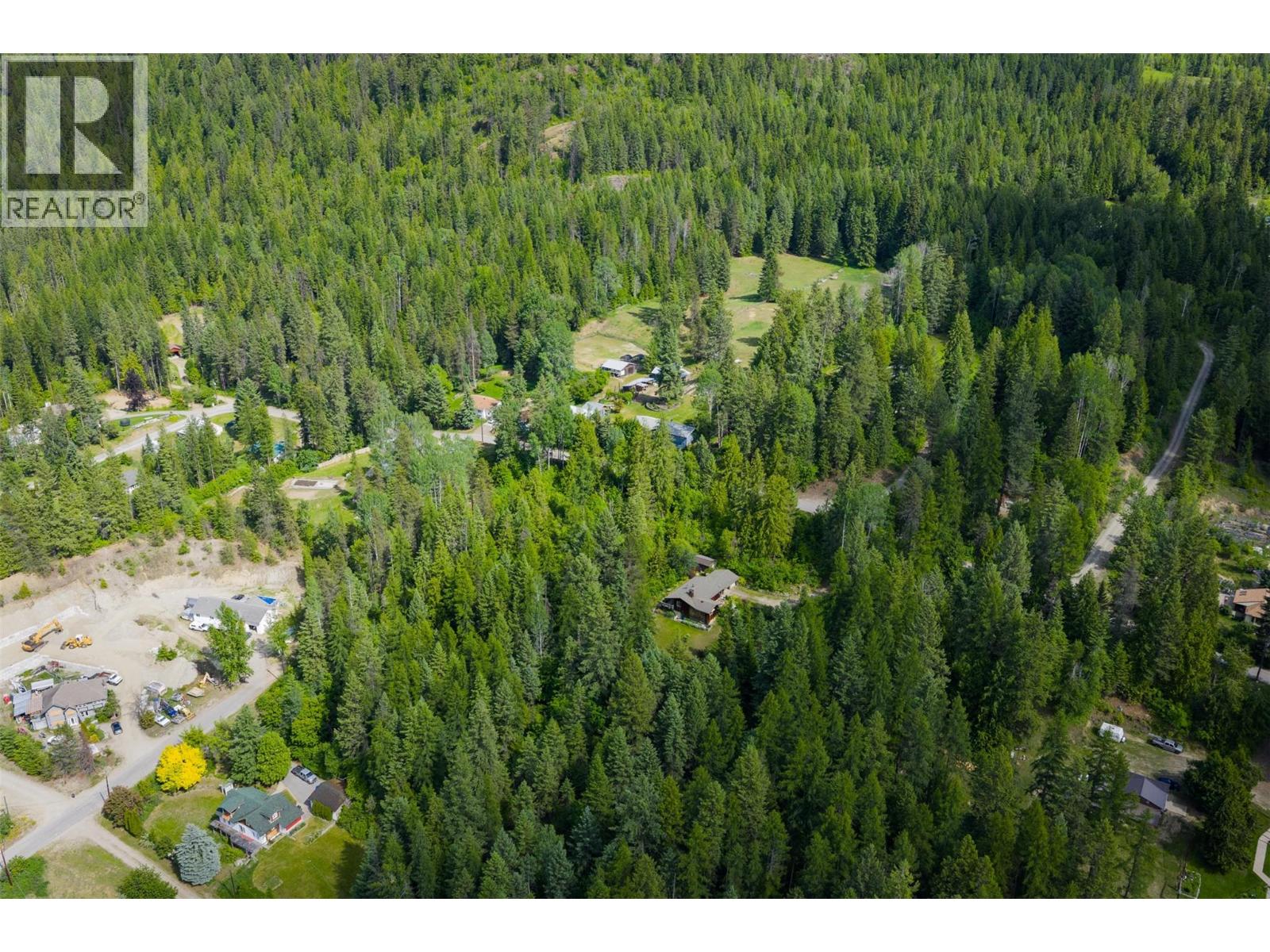 2083 Green Road, Fruitvale