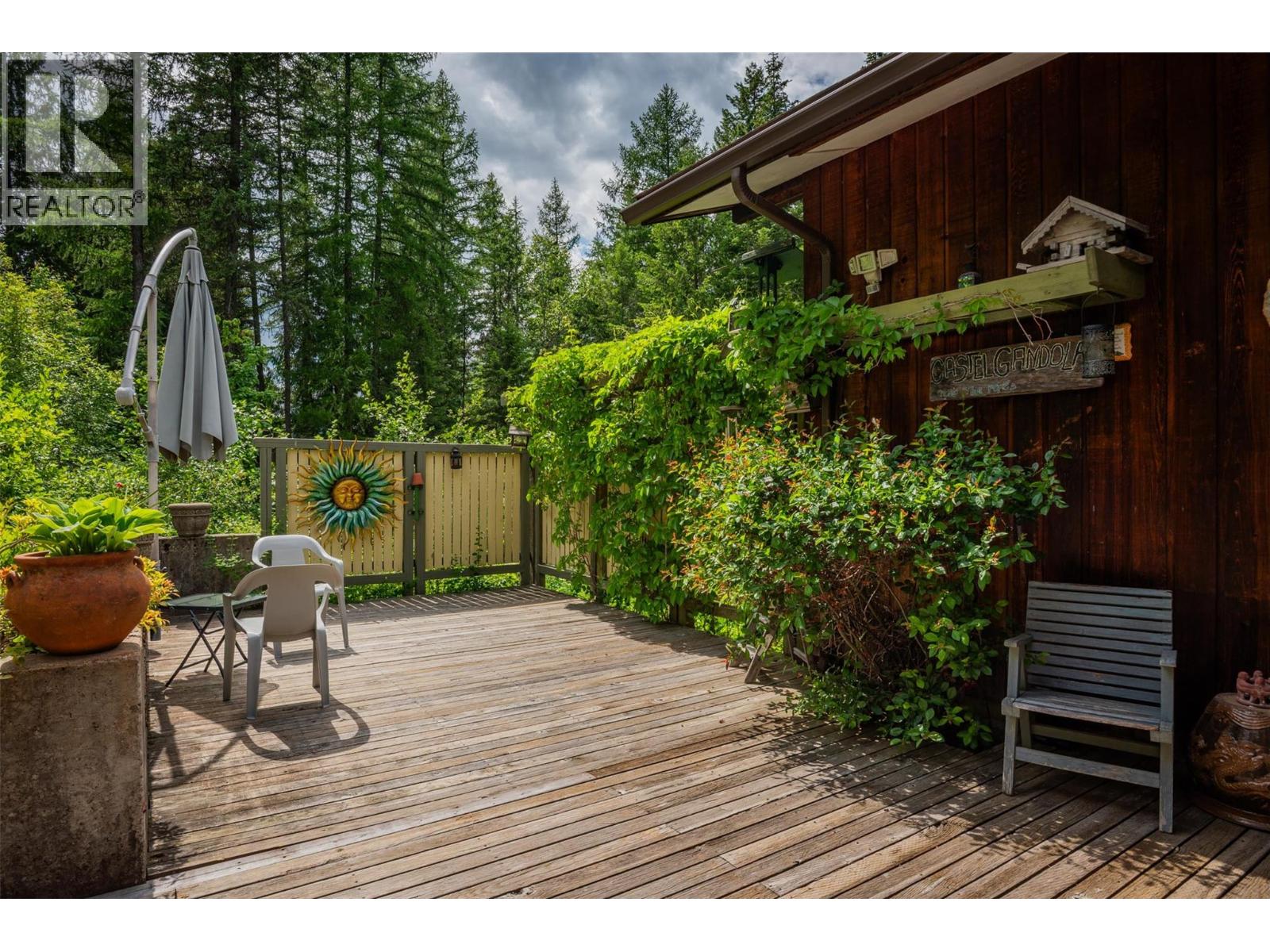 2083 Green Road, Fruitvale