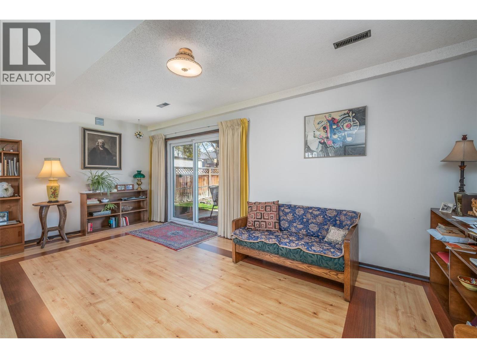  2681 Abbott Street, Kelowna