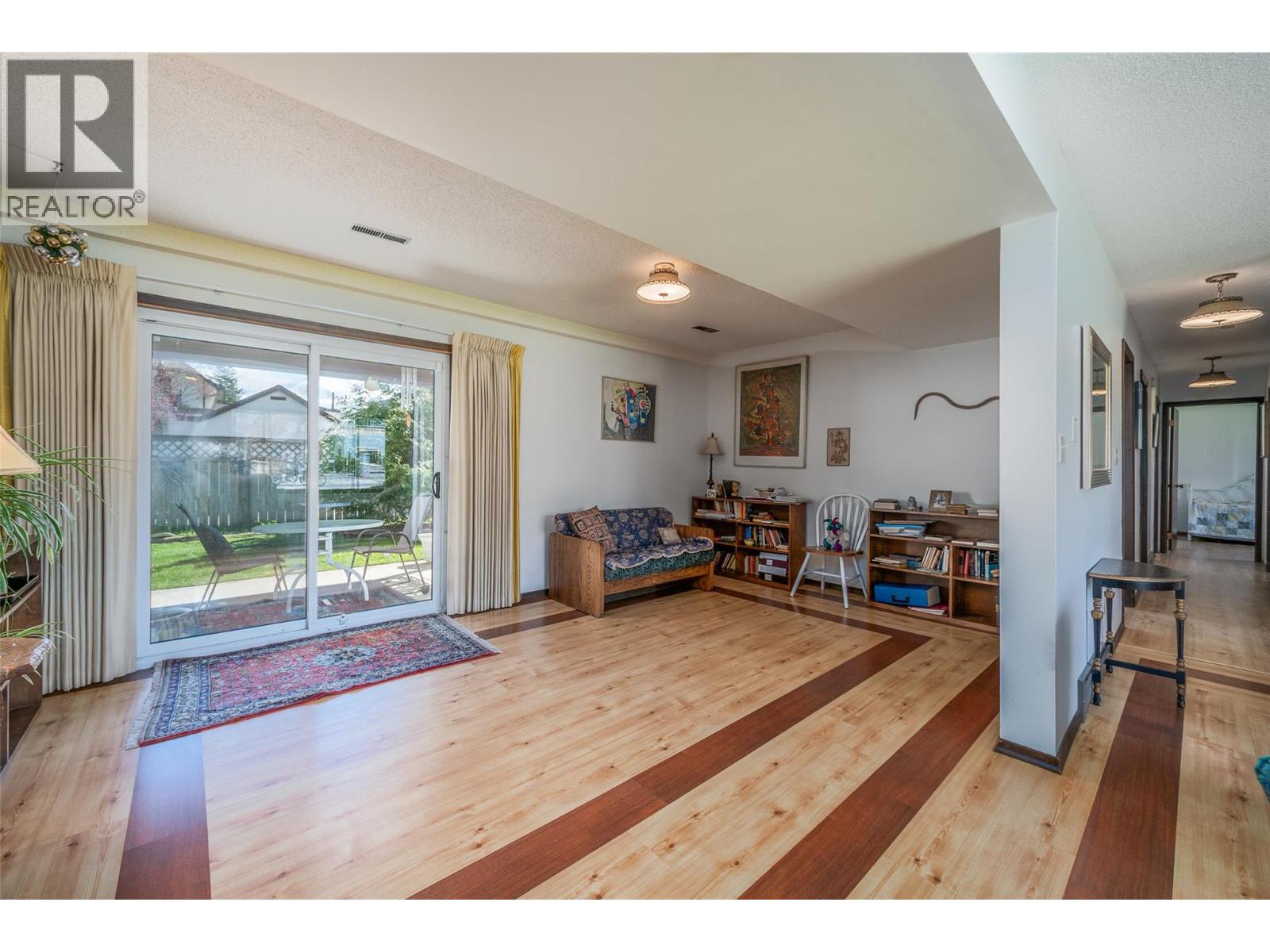  2681 Abbott Street, Kelowna