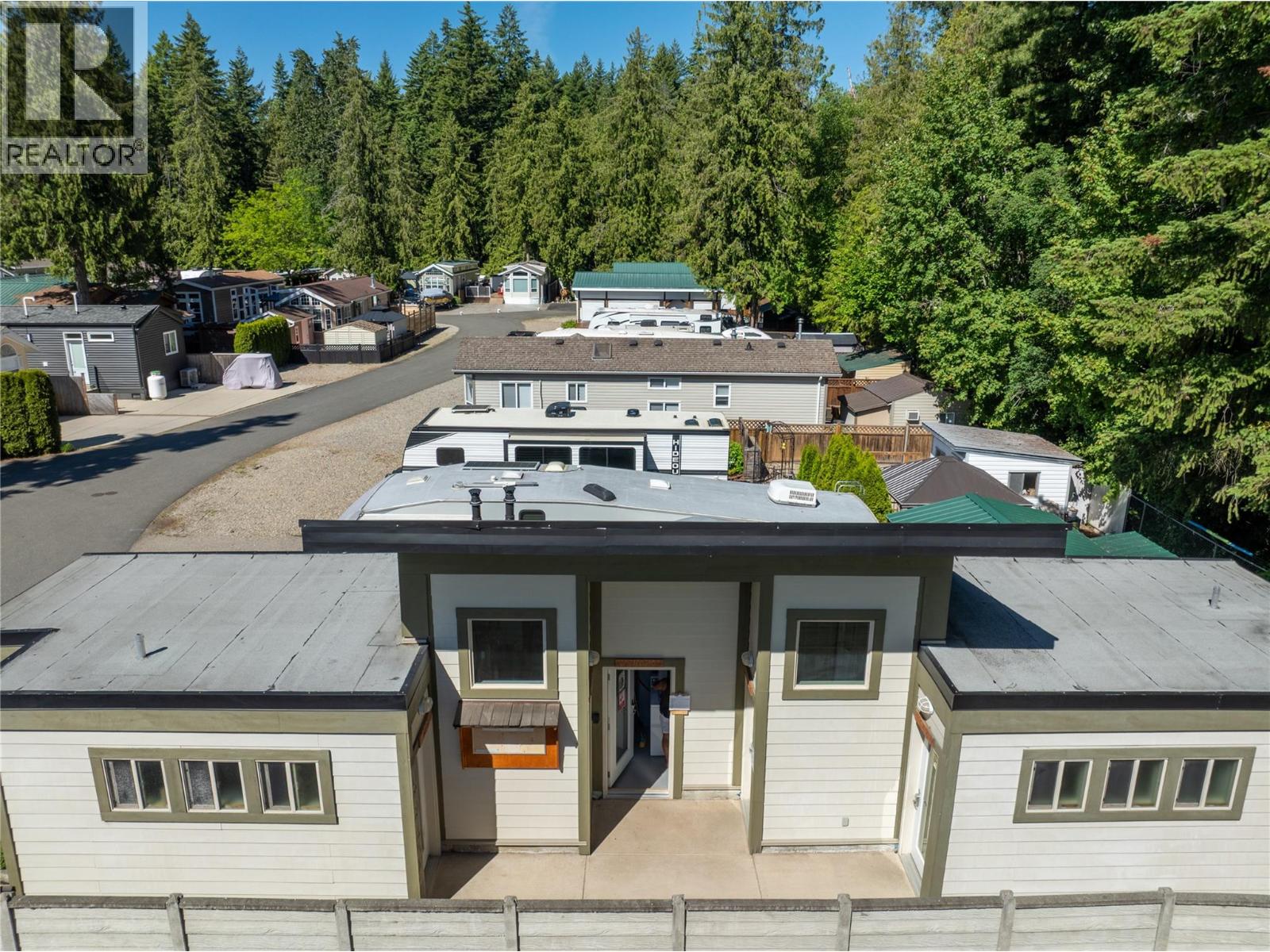38 1131 Pine Grove Road, Scotch Creek