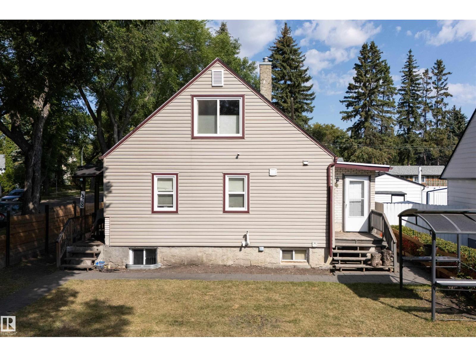 6014 120 AV NW, Edmonton