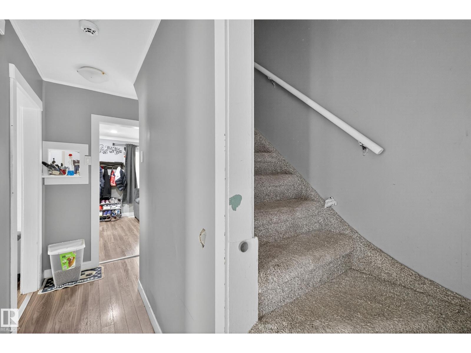 6014 120 AV NW, Edmonton