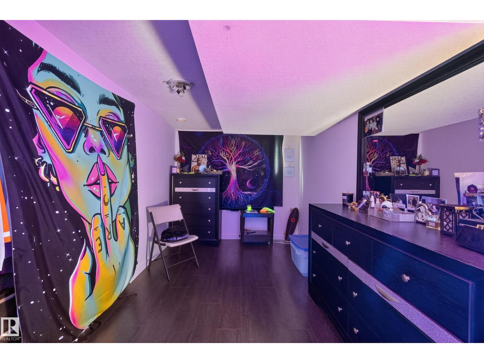 6014 120 AV NW, Edmonton