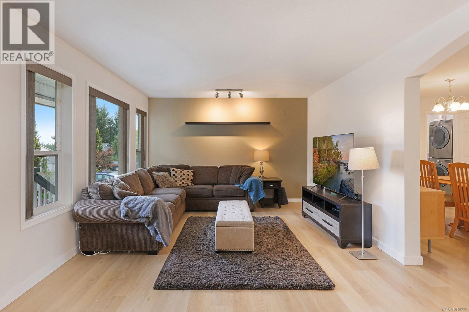508 Deerwood Pl, Comox