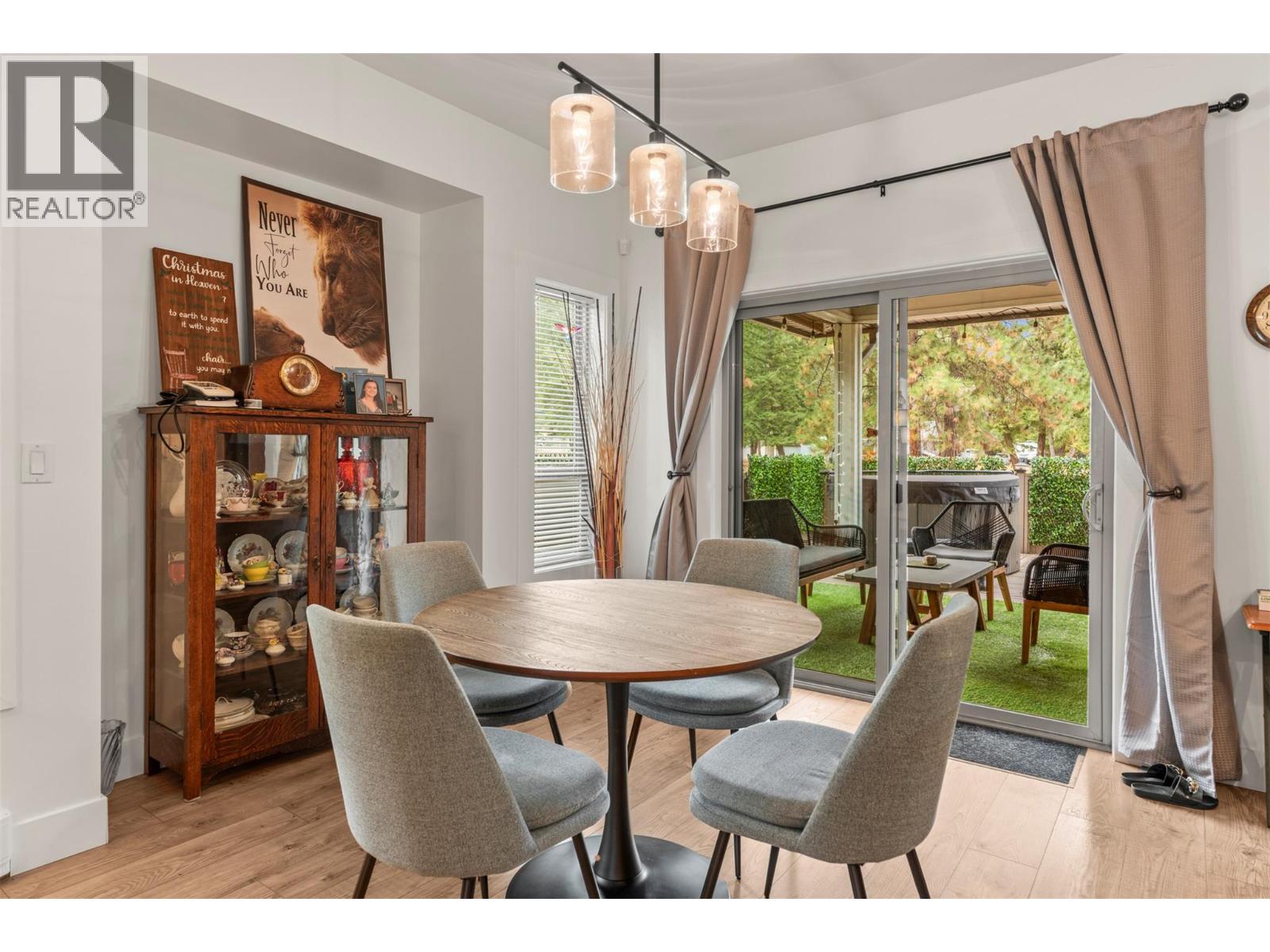  205 Falcon Avenue, Vernon