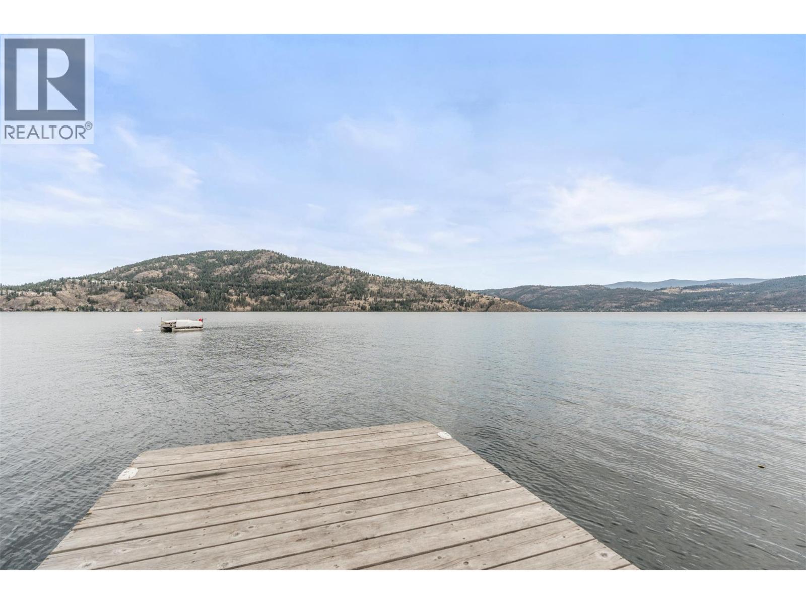  205 Falcon Avenue, Vernon